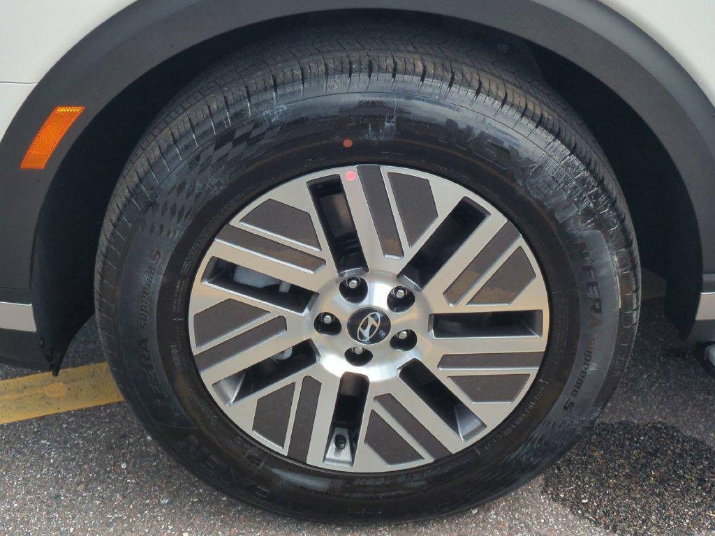 New 2027 White Hyundai Blue SEL 7P image 12