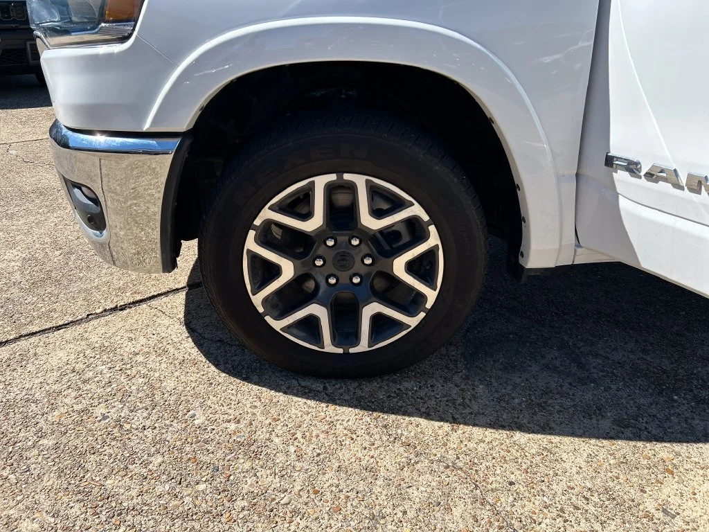 Used 2025 White Ram Laramie image 27
