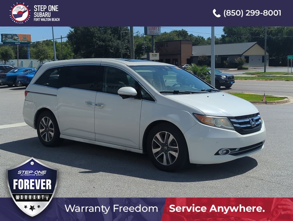 Used 2016 White Honda Touring image 9