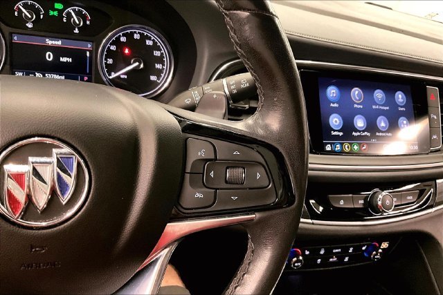 Used 2023 Summit White Buick Essence image 26