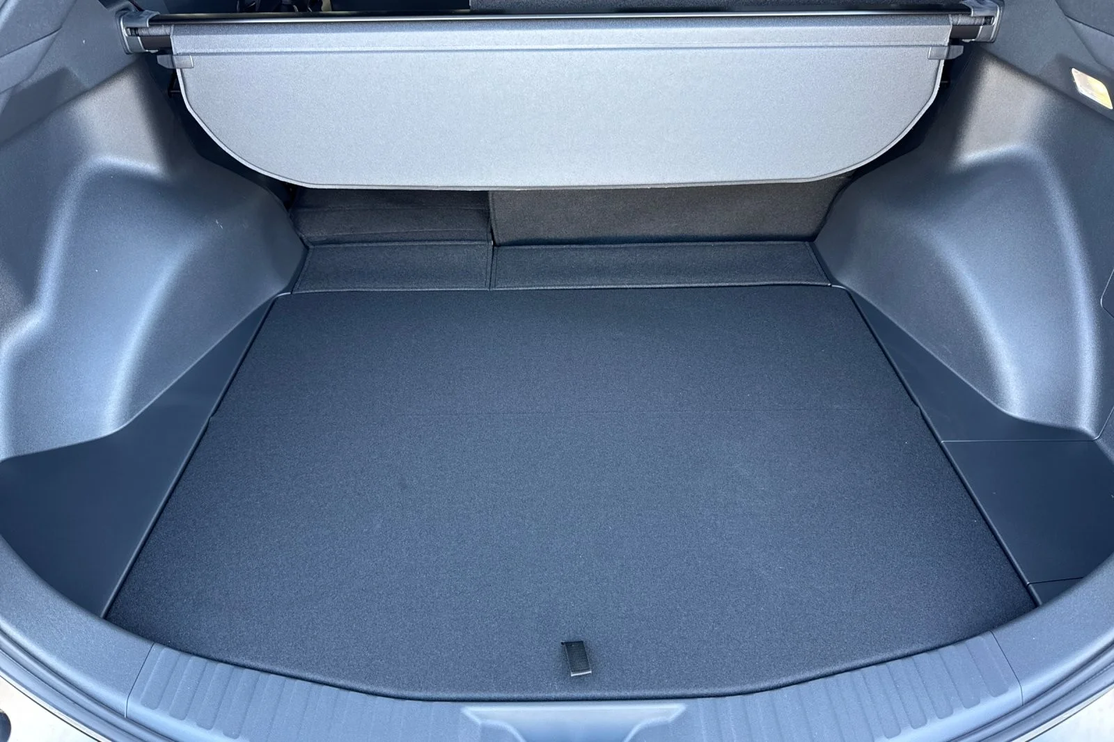 New 2027 Wind Chill Pearl <sup>1</sup> Toyota  XLE image 16