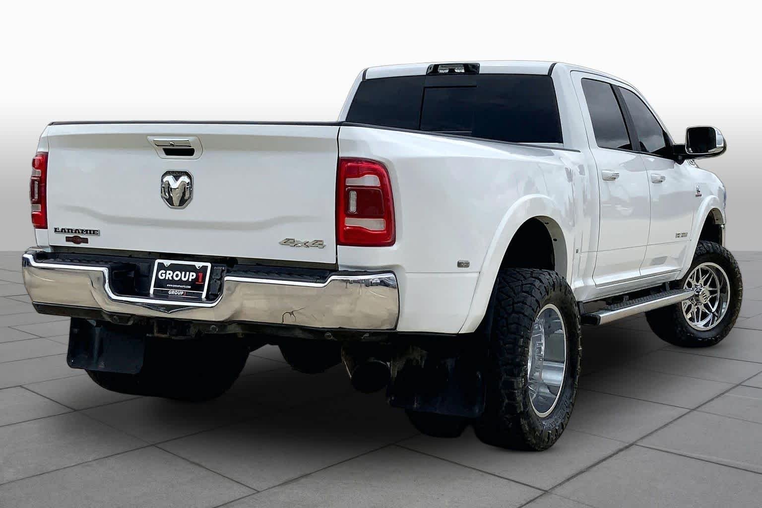Used 2022 Bright White Clearcoat Ram Laramie image 13