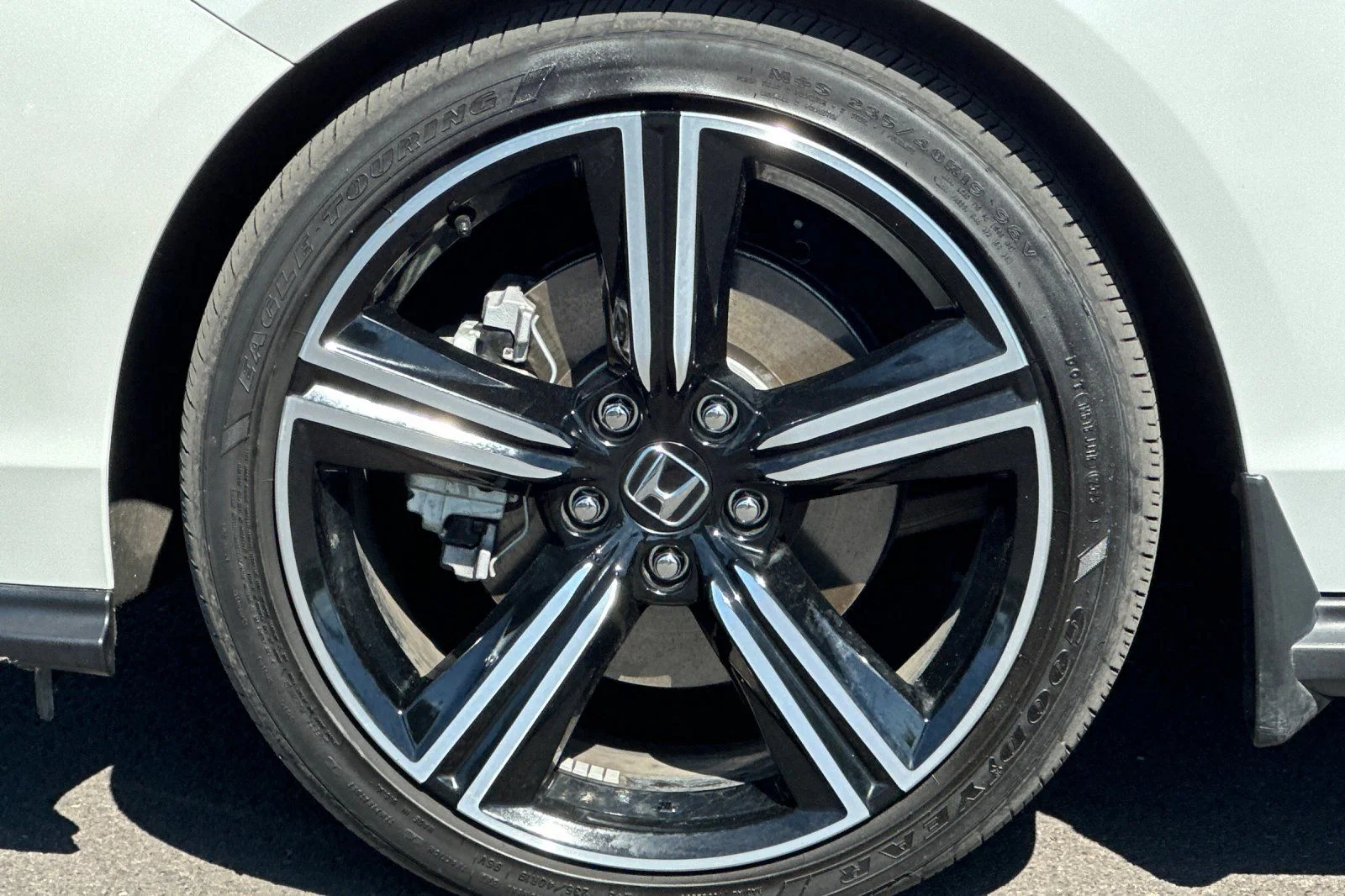 Used 2023  Honda Sport image 28