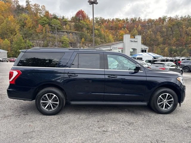 Used 2021 Blue Ford XLT image 2
