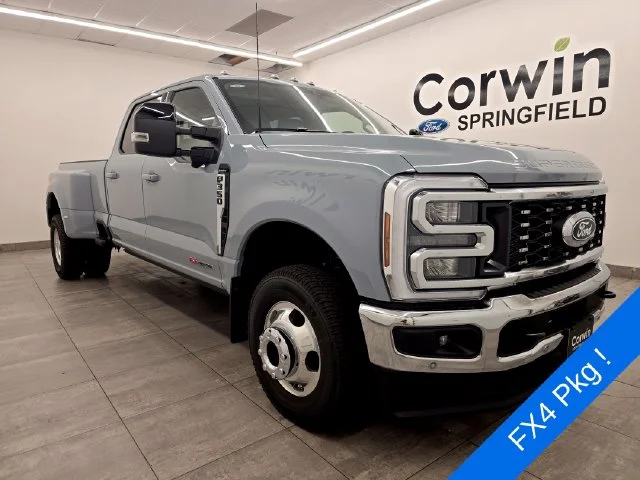 New 2027 Glacier Gray Metallic Tri-Coat Ford F-350® Lariat® image 6