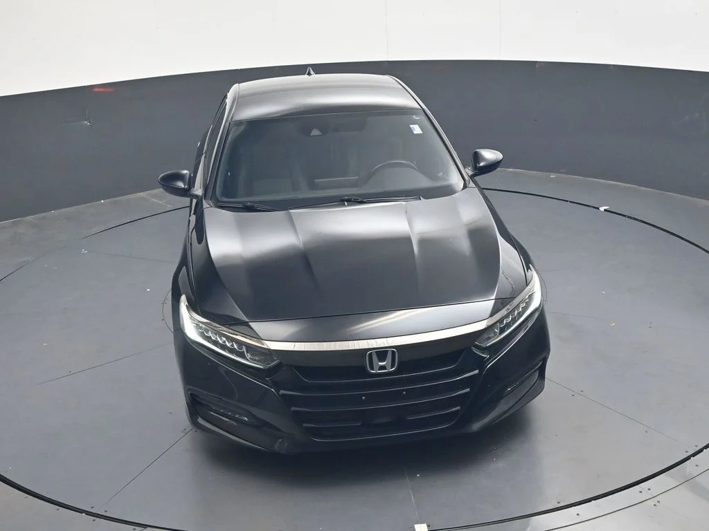 Used 2018  Honda Sport image 38