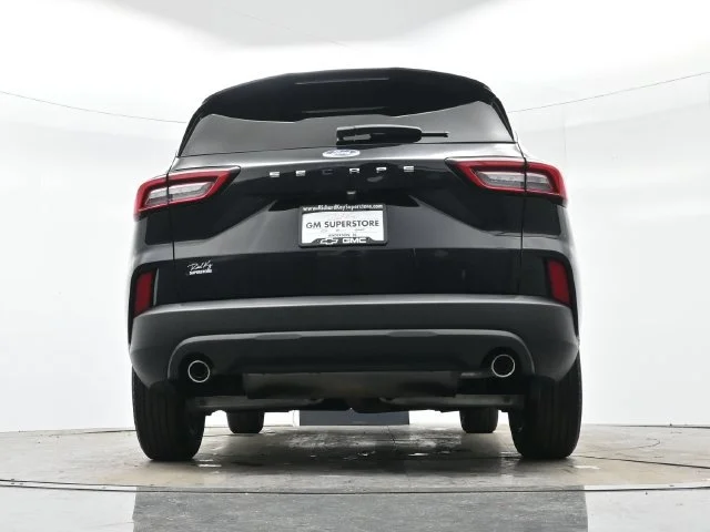 Used 2025 Agate Black Metal Ford ST-Line image 28