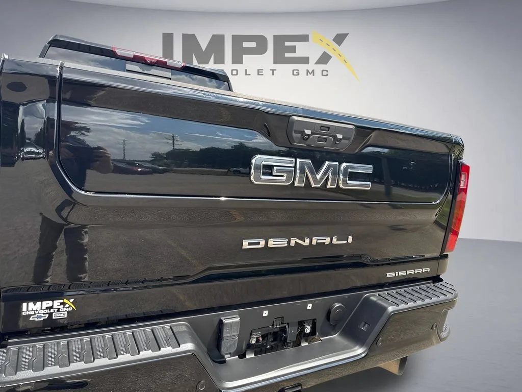 Used 2024 Onyx Black GMC Denali Ultimate image 37