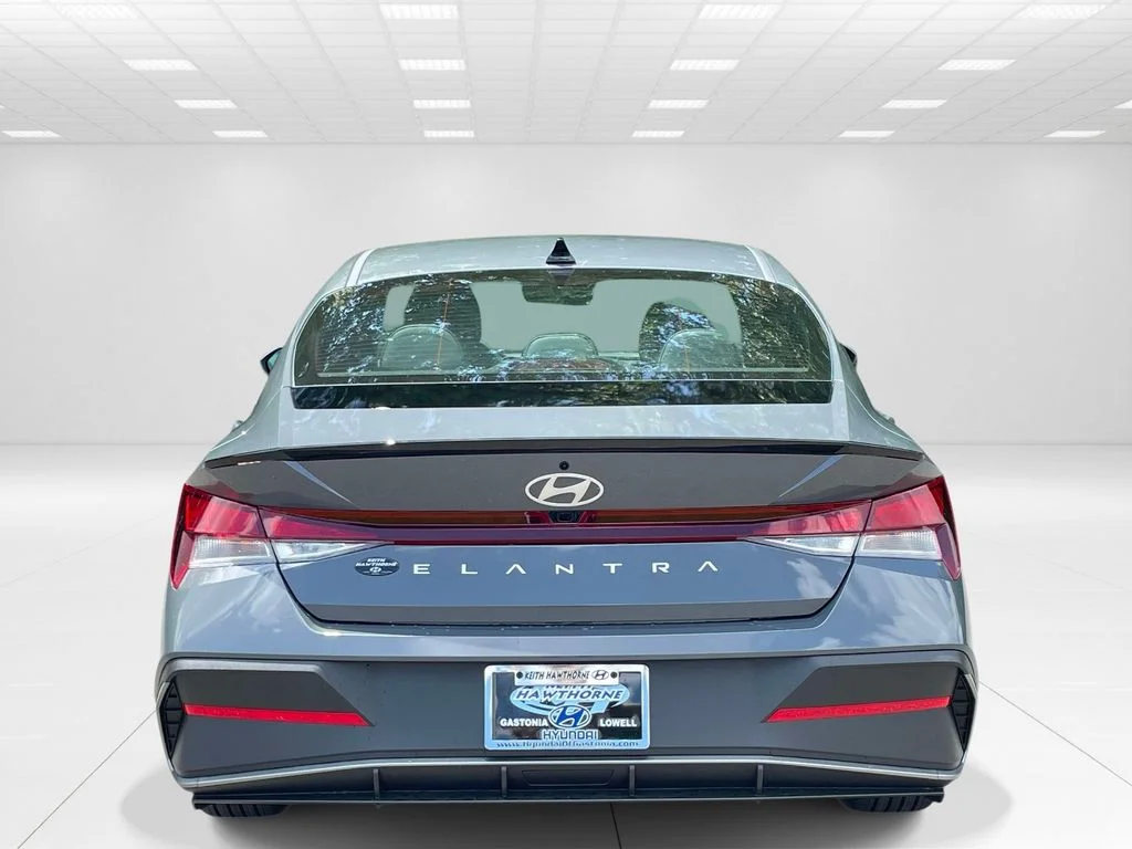 New 2026 Gray Hyundai SEL Sport image 5