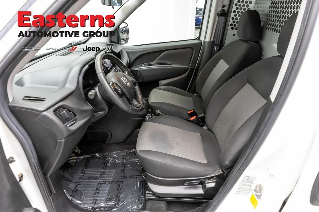 Used 2021 White Ram Tradesman SLT image 15