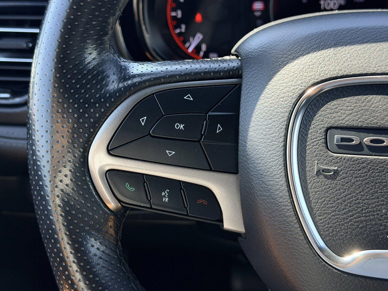 Used 2023 White Knuckle Cle Dodge SXT image 25