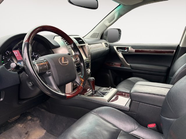 Used 2018 Gray Lexus 460 image 11