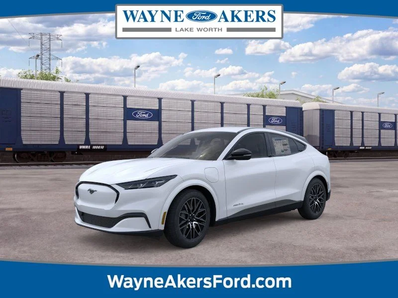 New 2026 Star White Metallic Tri-coat Ford Premium image 1