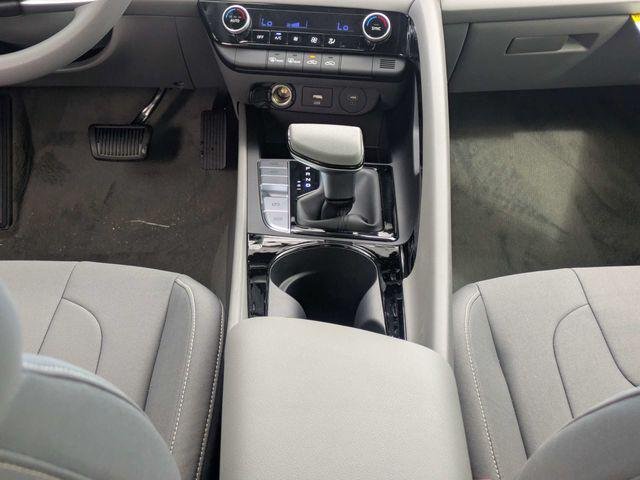 New 2026 White Hyundai Blue image 18