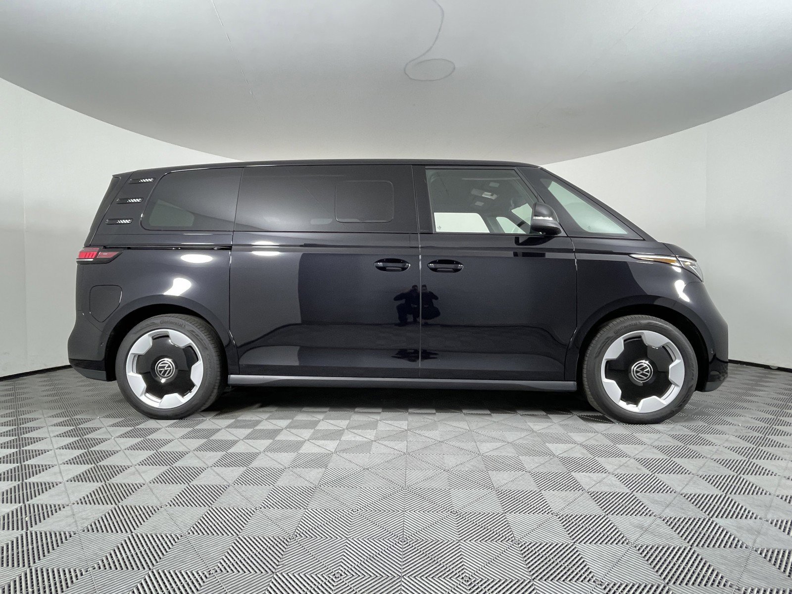 2025 Volkswagen ID. Buzz PRO S - Photo 16