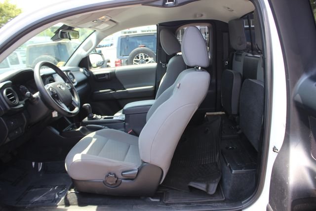 Used 2021 White Toyota SR image 21