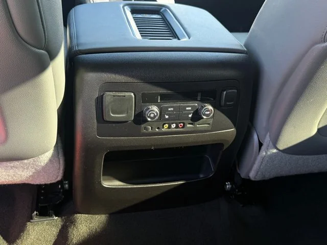 Used 2015 Summit White Chevrolet LT image 27