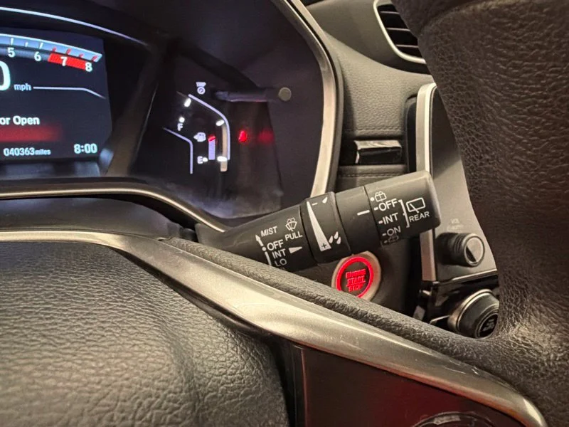 Used 2018  Honda EX image 28