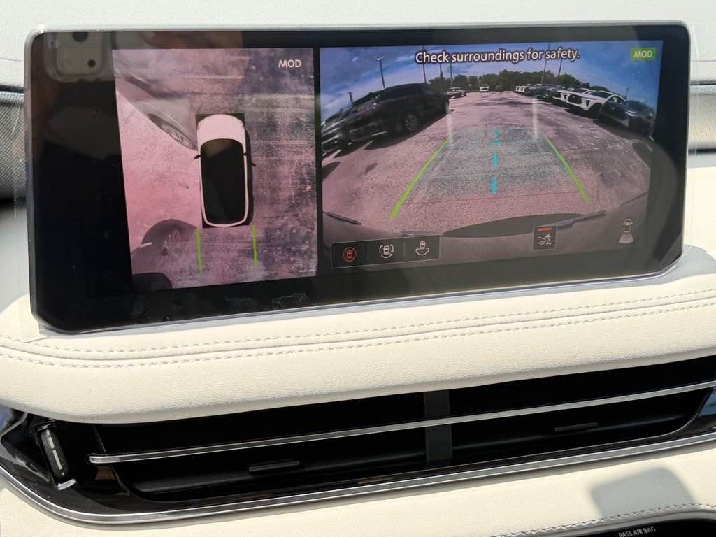 New 2027 MINERAL BLACK INFINITI Luxe AWD image 22