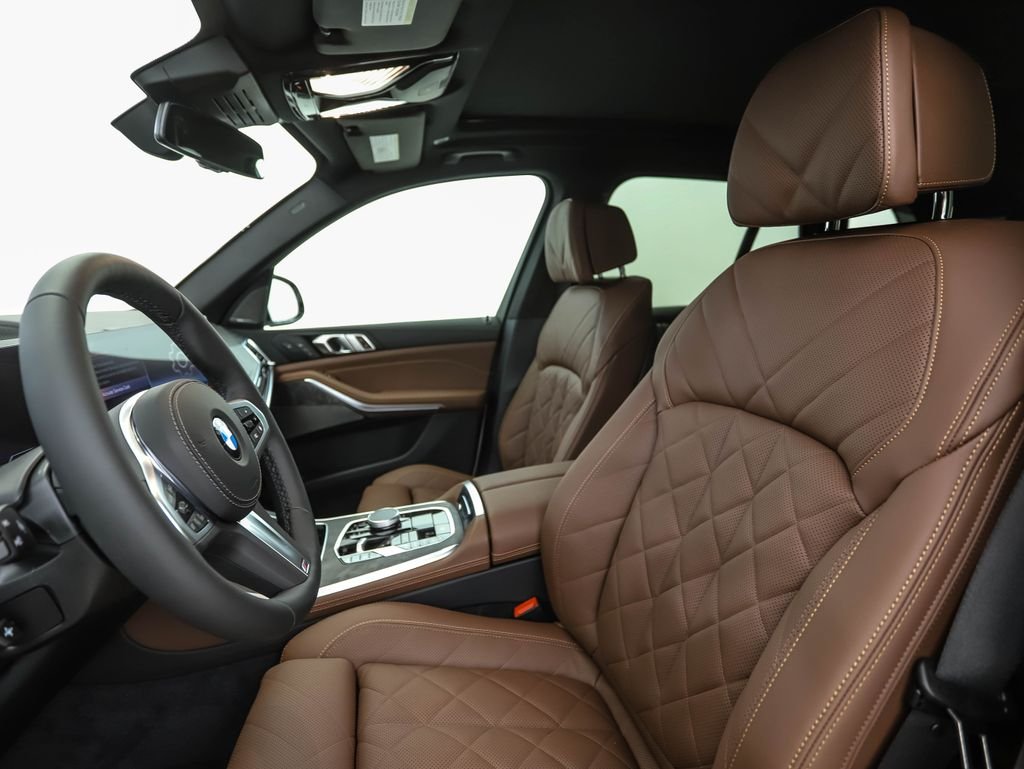 New 2026 White Metallic BMW xDrive40i image 11