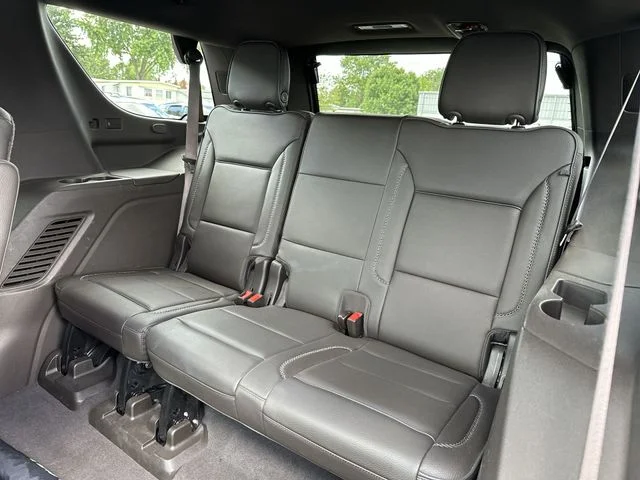 Used 2021 White GMC Denali image 28
