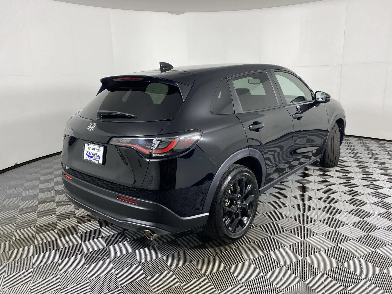 Used 2025 Crystal Black Pearl Honda Sport image 6
