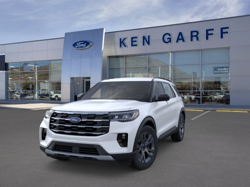New 2026 Star White Metallic Tri-Coat Ford Active image 2