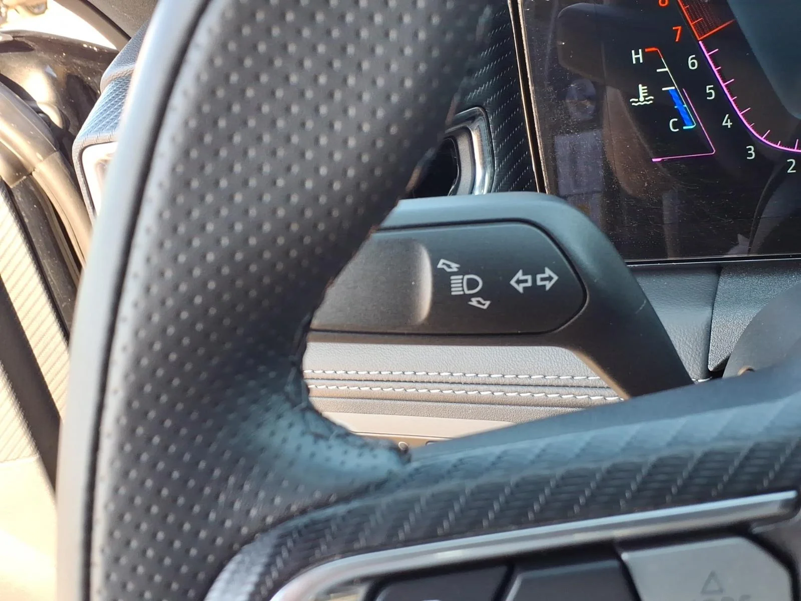 Used 2024 Shadow Black Ford EcoBoost image 27