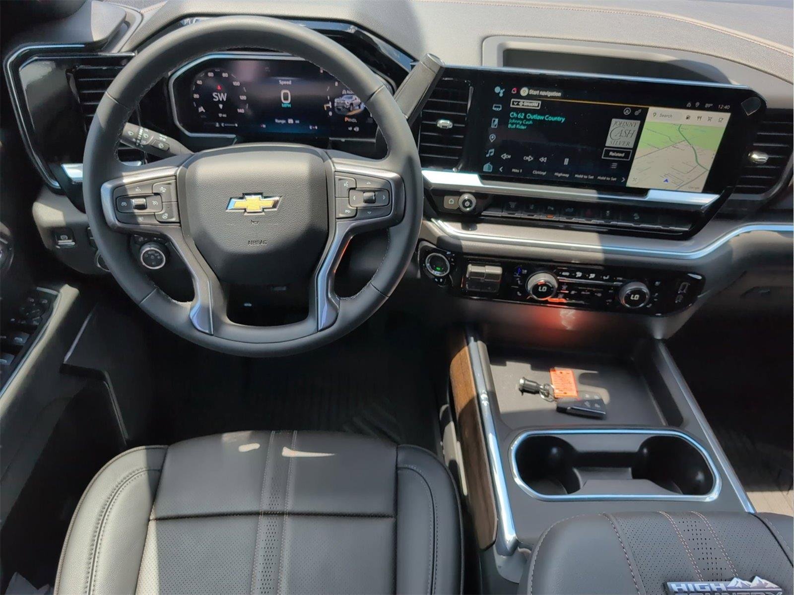 New 2026 Polar White Tricoat Chevrolet High Country image 32