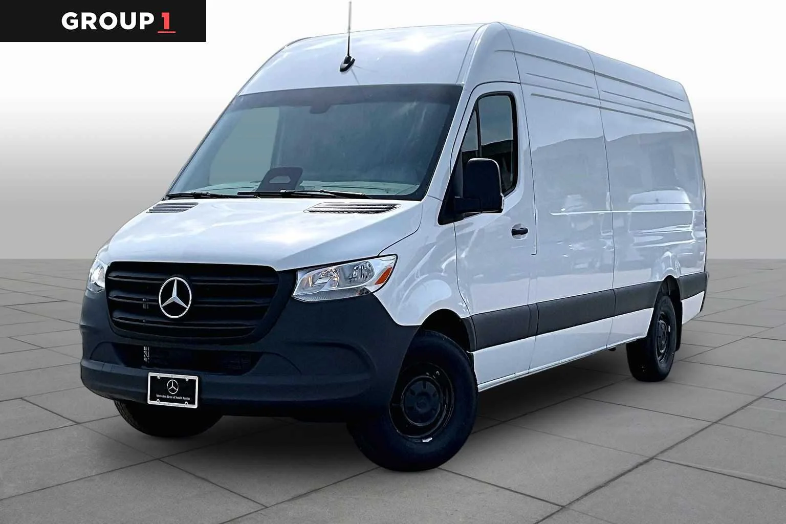 2026 Mercedes-Benz Sprinter 2500 170 WB High Roof's photo