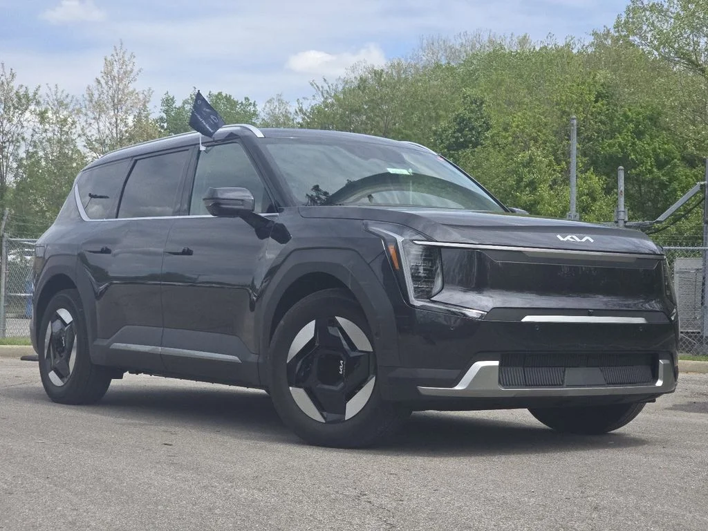 2026 Kia EV9 Wind AWD's photo
