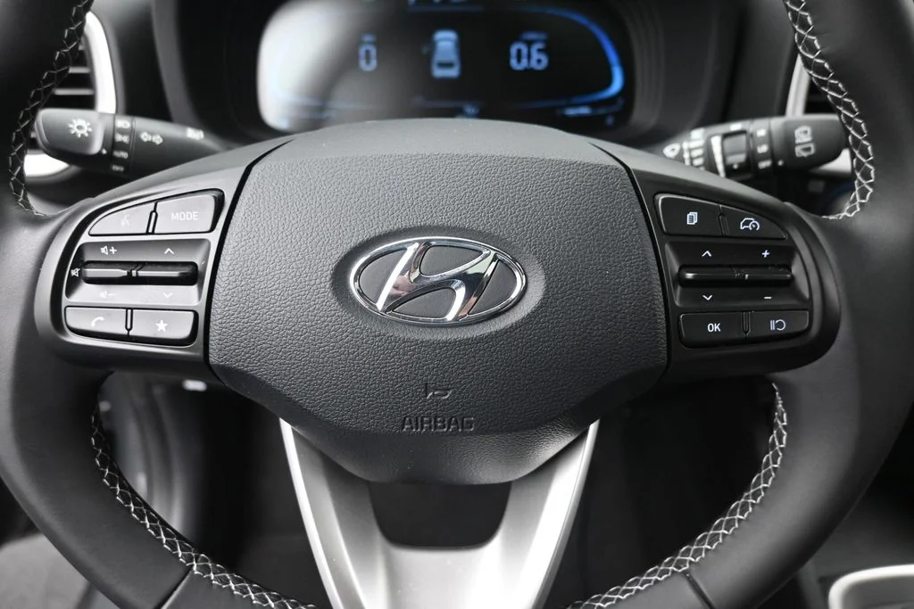 Certified Used 2025 Gray Hyundai SEL image 20