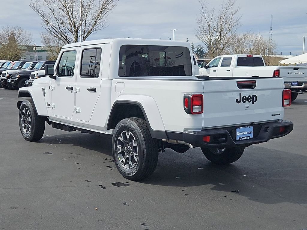 New 2026 Bright White Clear-Coat Exterior Paint Jeep Sahara image 4