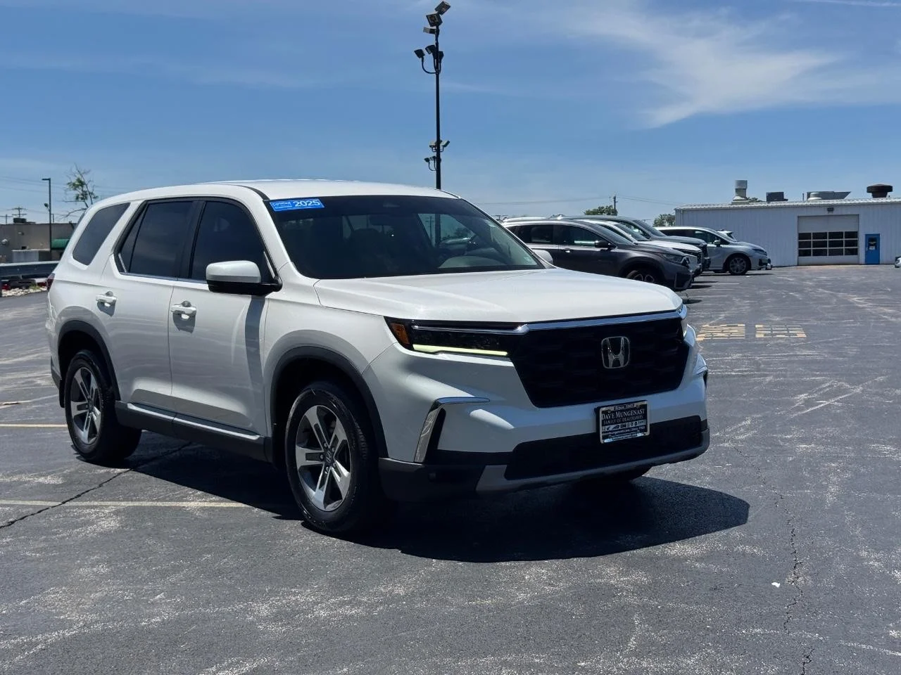 Certified Used 2025 Platinum White Pearl Honda AWD EX-L image 2