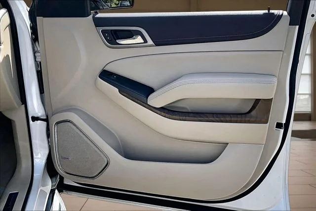 Used 2019 White GMC Denali image 23