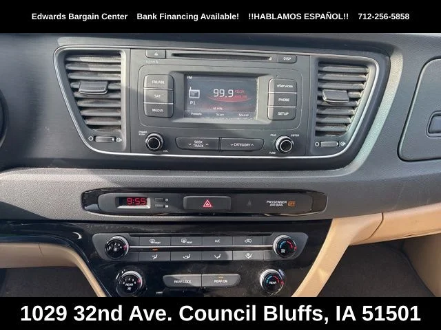 Used 2015 White Kia LX image 23