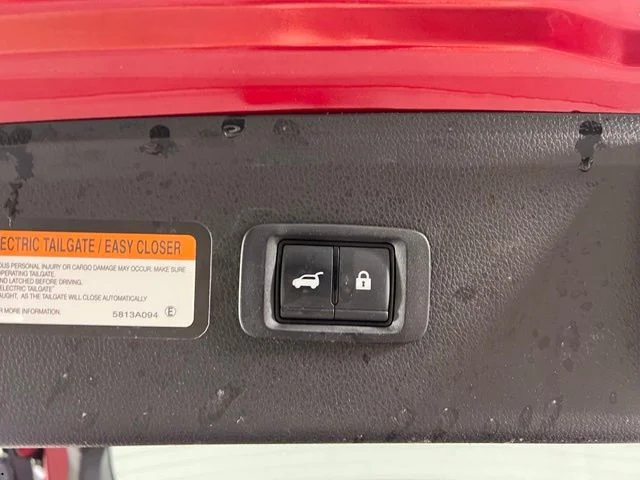 Used 2025 Blue Mitsubishi SE image 37