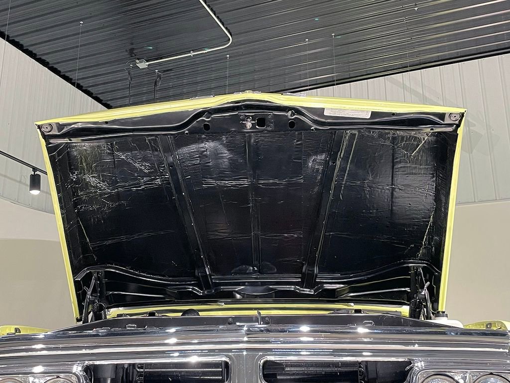 Used 1972 Yellow GMC  image 26