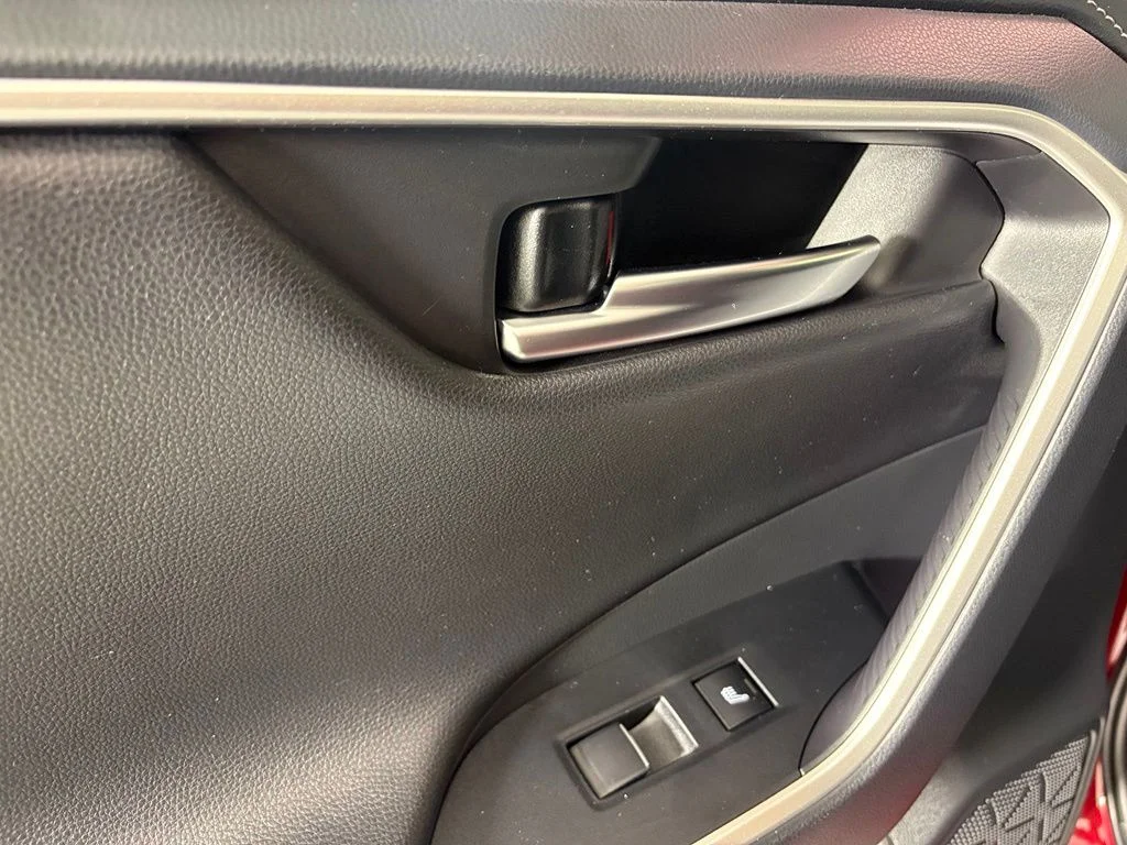 2019 Toyota RAV4 Limited - Photo 36