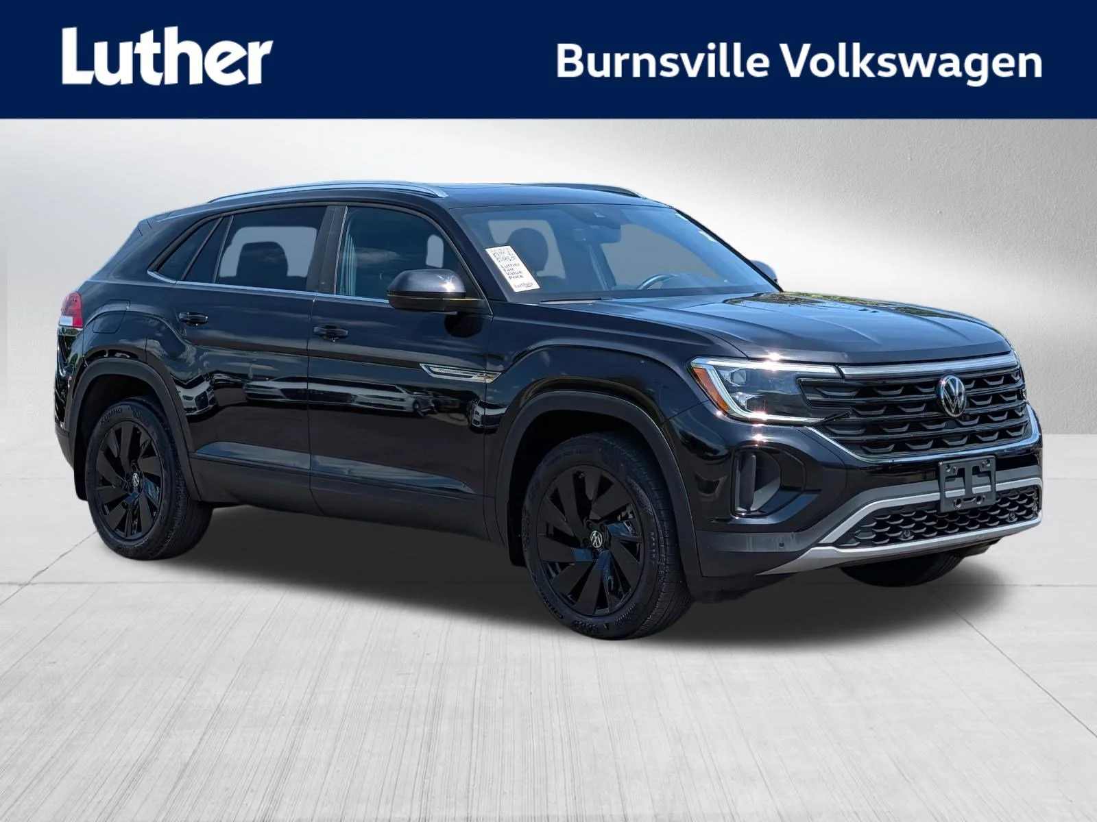 2024 Volkswagen Atlas Cross Sport 2.0T SE w/Tech 4MOTION's photo