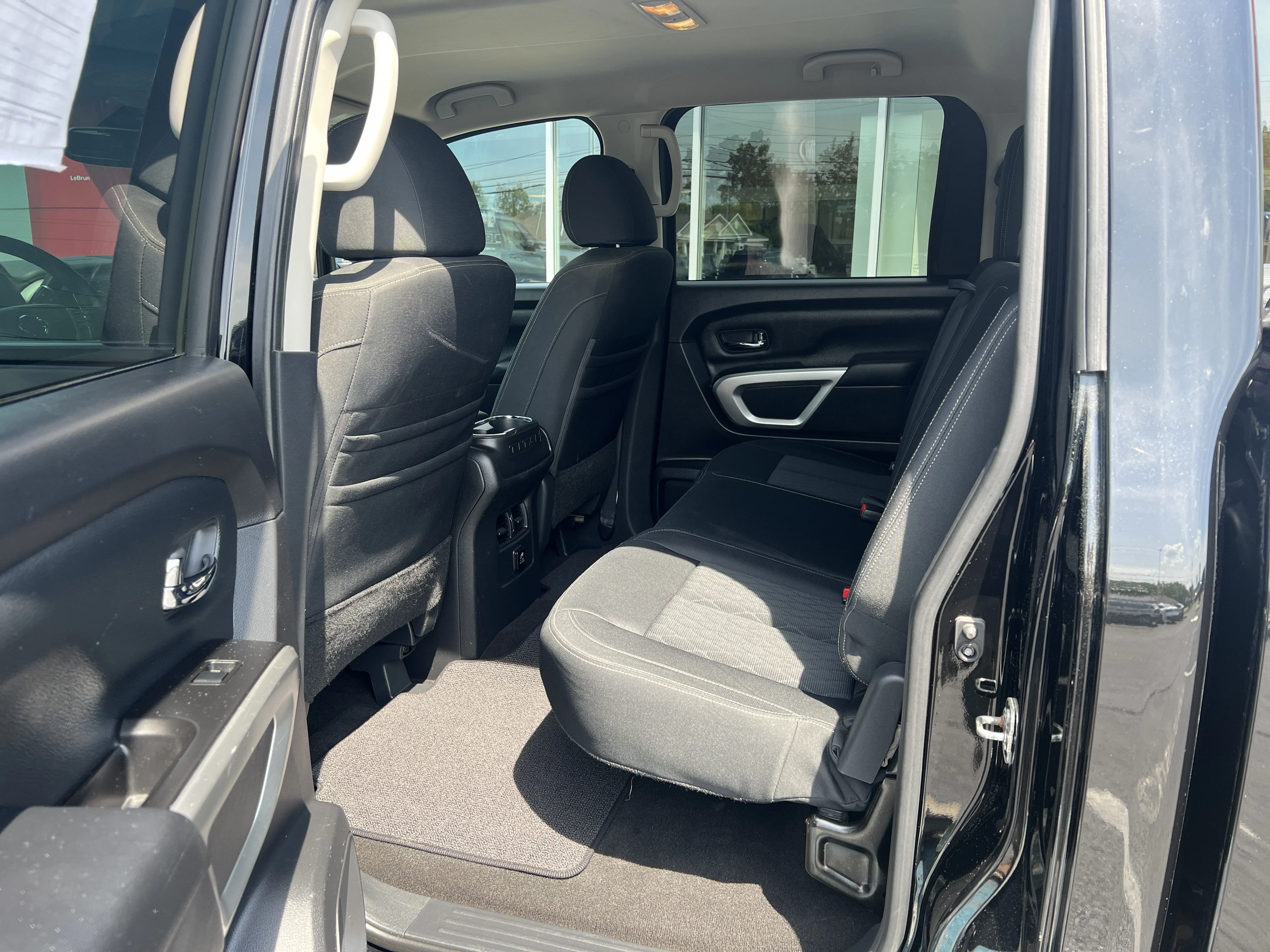 Used 2018 Magnetic Black Nissan SV image 5