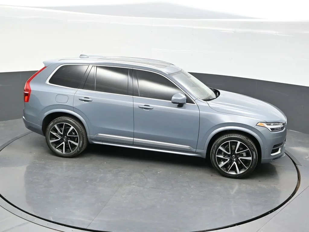 Certified Used 2023 Thunder Grey Volvo Plus image 39