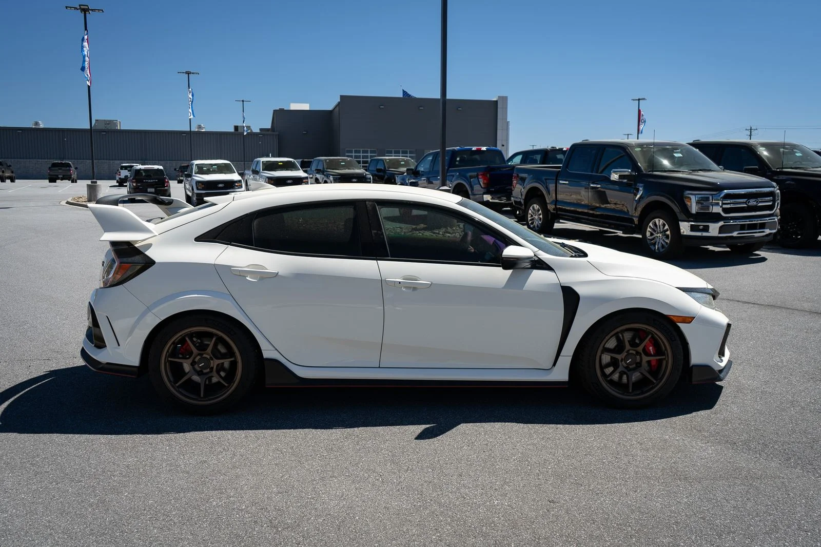 Used 2021 White Honda Touring image 11