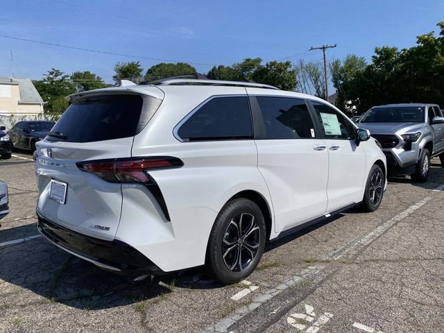 New 2026 Wind Chill Pearl Toyota Platinum image 3