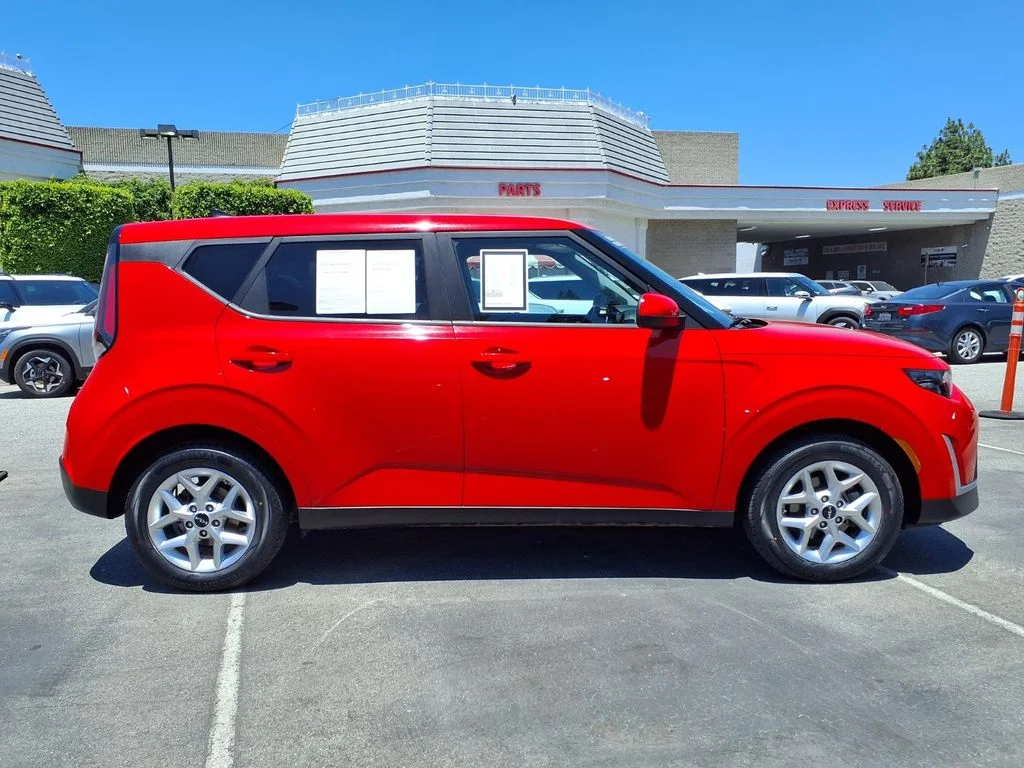 Certified Used 2024 Red Kia LX image 5
