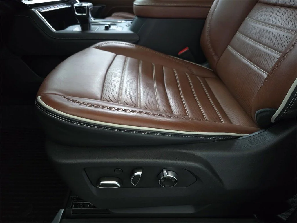 Used 2023 Silver GMC Denali Ultimate image 30