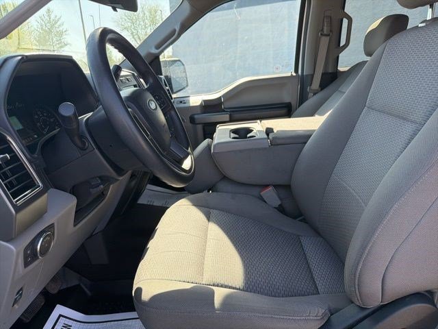 Used 2020 Oxford White Ford XLT image 12