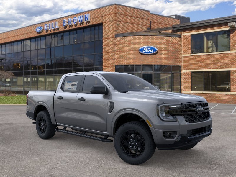 New 2026 Carbonized Gray Metallic Ford XLT image 7