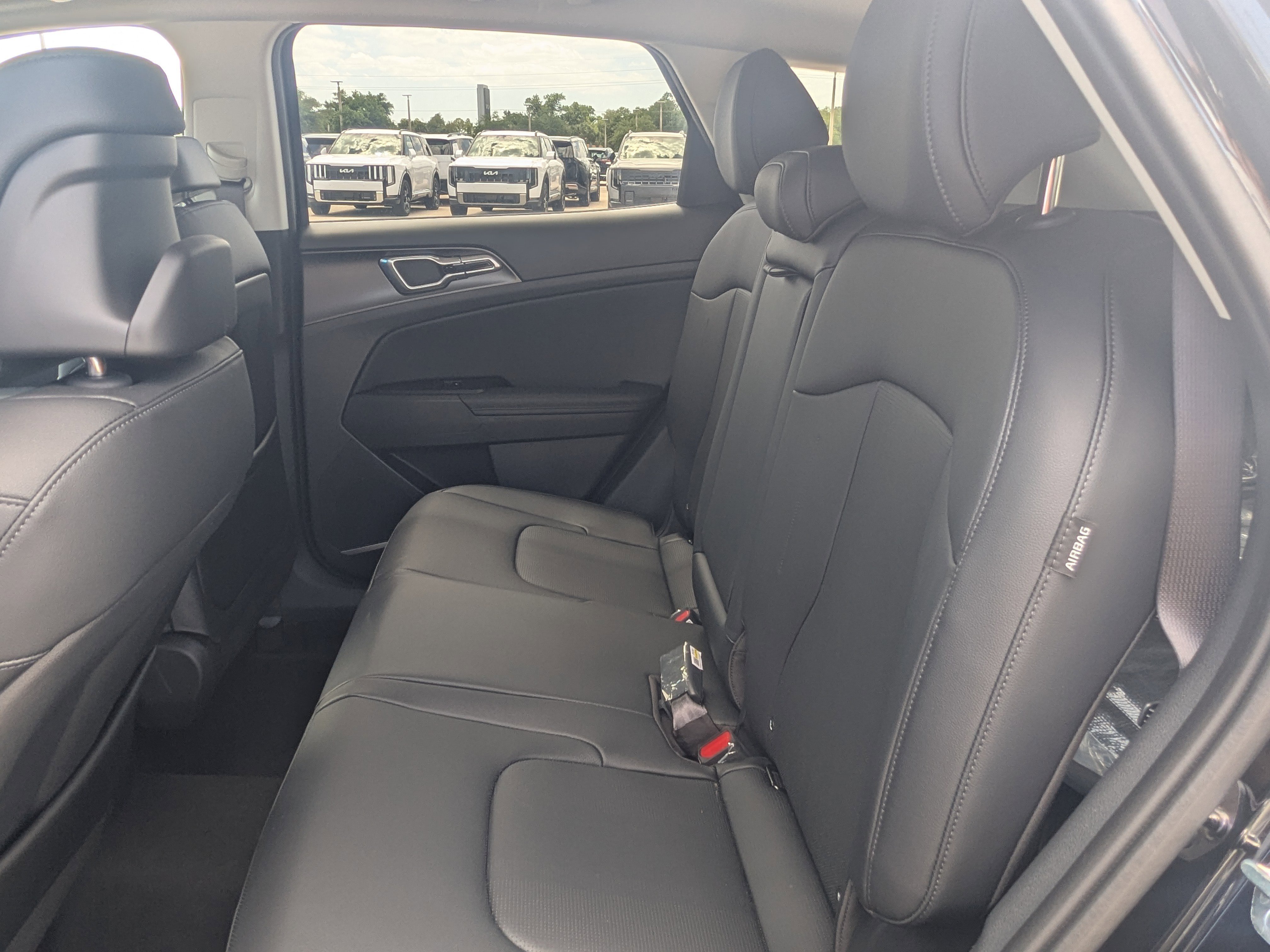 New 2026 Fusion Black Kia EX image 17