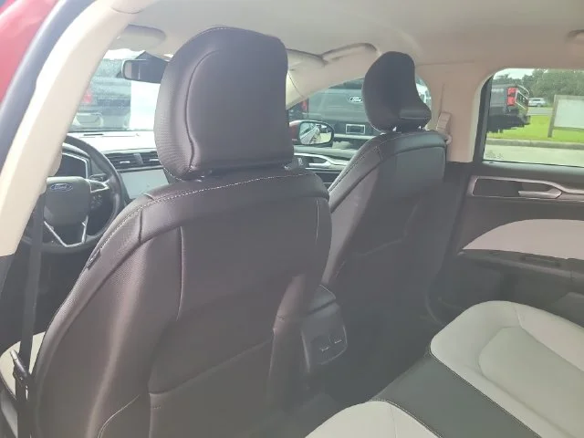 Certified Used 2019 Red Ford SE image 13